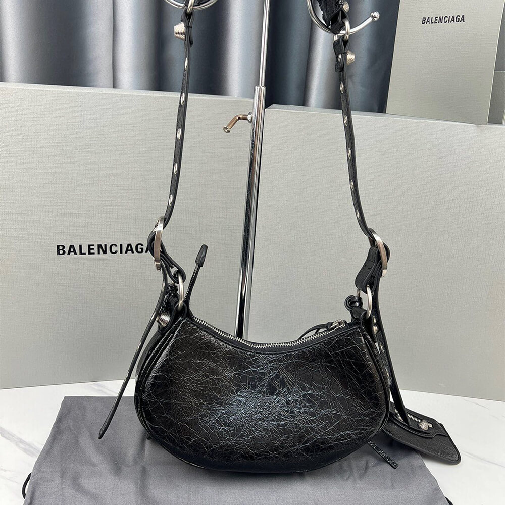 Ba*len*cia*ga womens le cagole xs shoulder bag